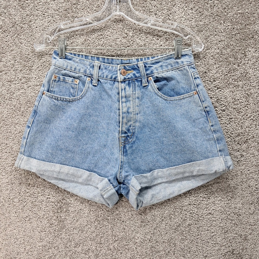 Forever 21 Womens Light Wash High Rise Cuffed Denim Shorts Size 28 Button Fly
